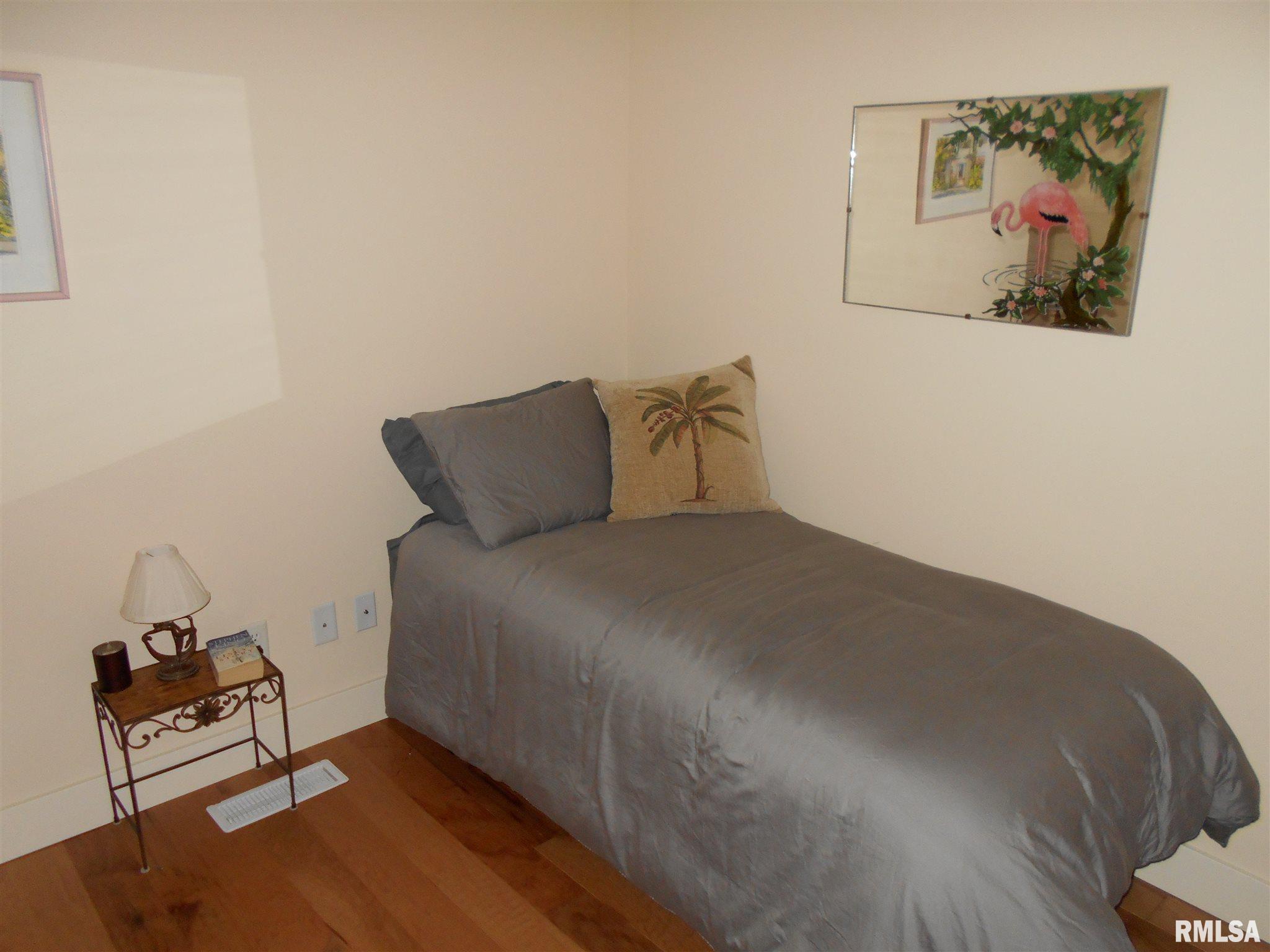 1022 Willow Road Macomb, IL 61455 - Photo 19 of 27 Gallery Image 19