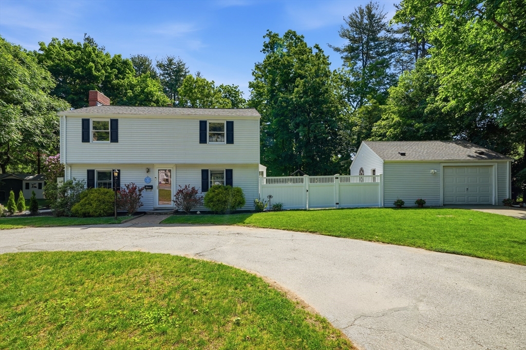 11 Sylvia Road North Reading, MA 01864 - Photo 2 of 27