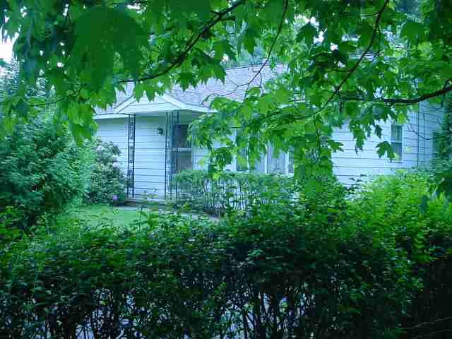 2 Hartman Road Albany, NY 12208 - Photo 3 of 4 Photo 3