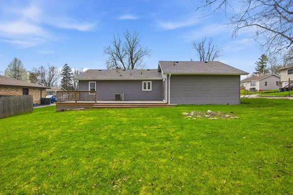 $299,900 | 7705 241st Avenue, Paddock Lake, WI 53168