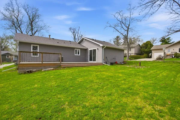 $299,900 | 7705 241st Avenue, Paddock Lake, WI 53168