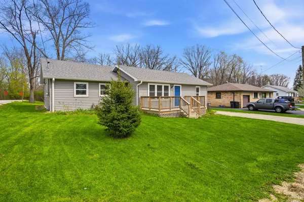 $299,900 | 7705 241st Avenue, Paddock Lake, WI 53168