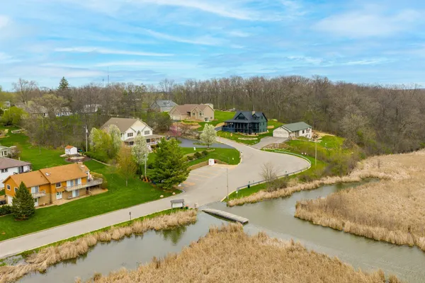 $299,900 | 7705 241st Avenue, Paddock Lake, WI 53168