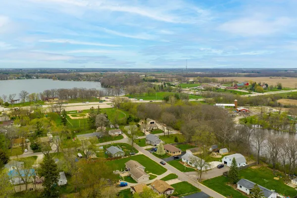 $299,900 | 7705 241st Avenue, Paddock Lake, WI 53168