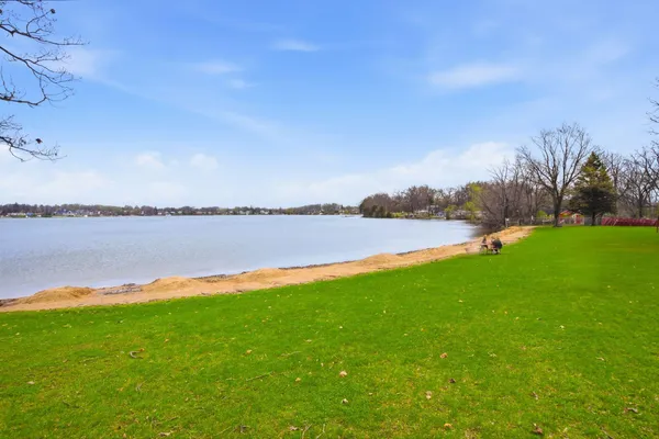 $299,900 | 7705 241st Avenue, Paddock Lake, WI 53168