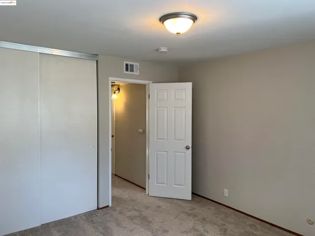 $1,699 | 1651 Detroit Avenue, Unit 211, Concord, CA 94520