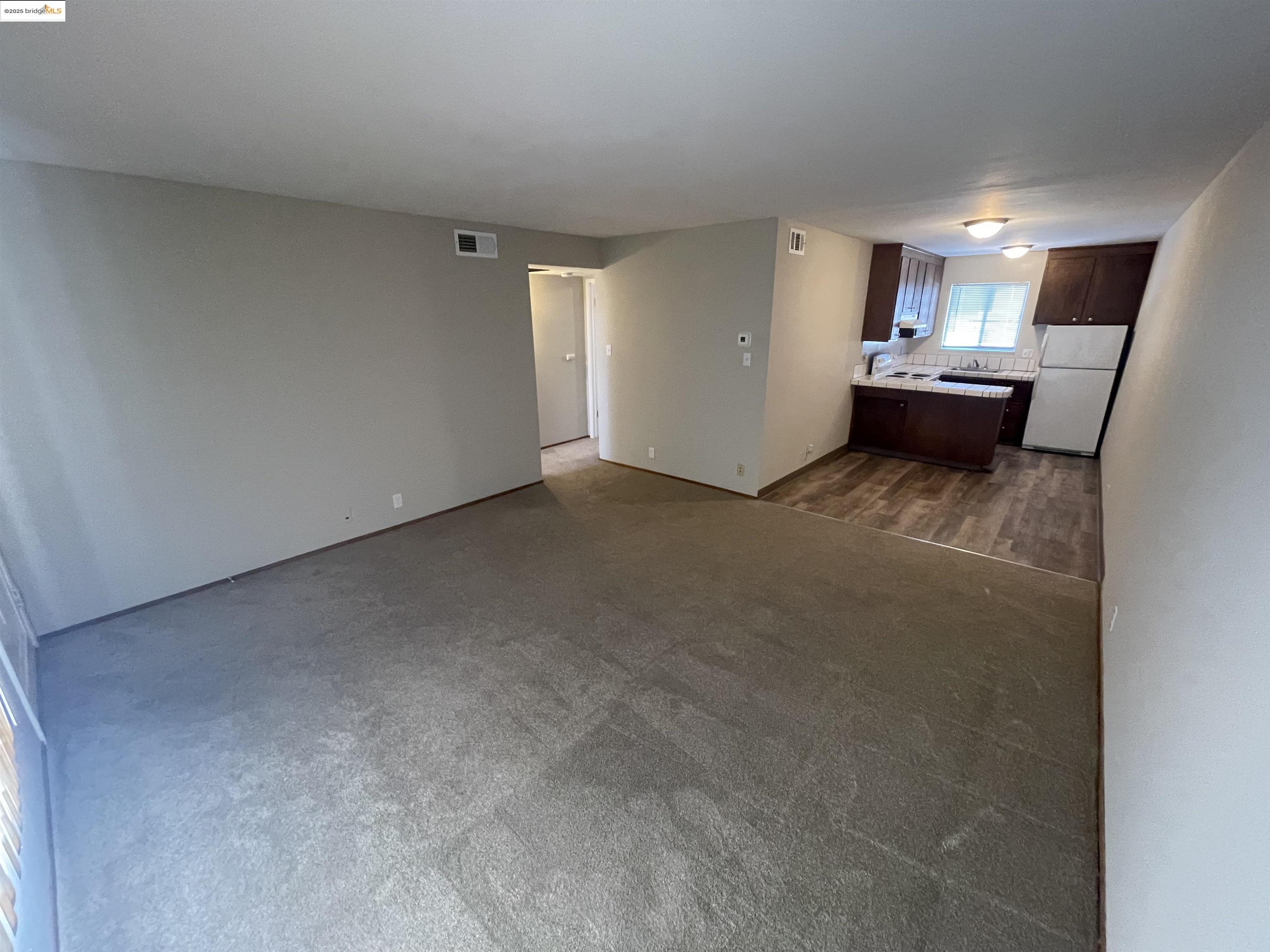 1651 Detroit Avenue, Unit 211 Concord, CA 94520 - Photo 4 of 17