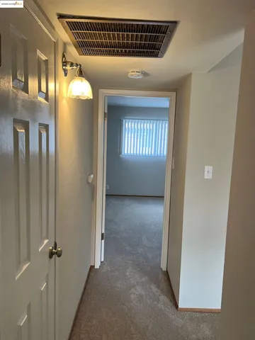 $1,699 | 1651 Detroit Avenue, Unit 211, Concord, CA 94520