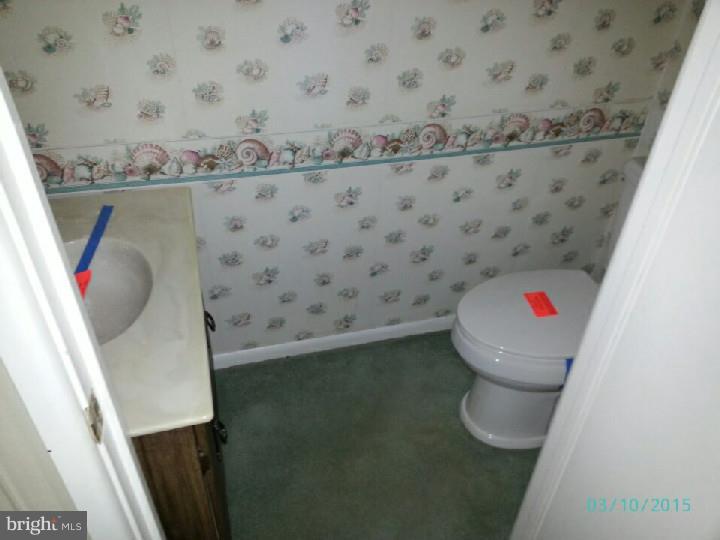 16 Cayuga Court Reading, PA 19607 - Photo 4 of 8 Gallery Image 4