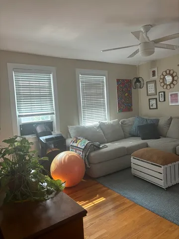 $2,700 | 3 1/2 Becket Avenue, Unit 3, Salem, MA 01970