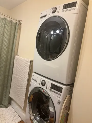 $2,700 | 3 1/2 Becket Avenue, Unit 3, Salem, MA 01970