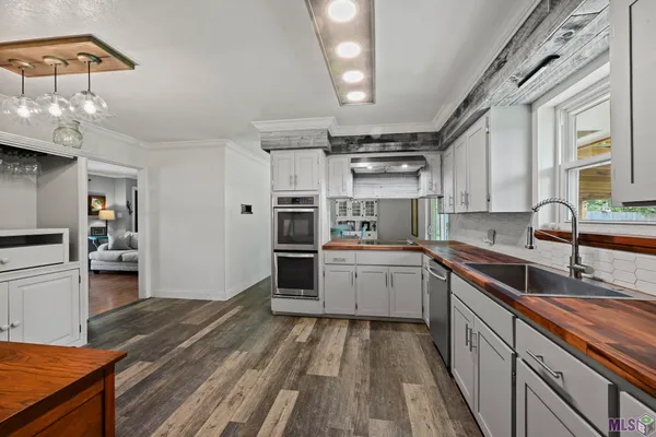 $355,000 | 5638 Cypress Street, St. Francisville, LA 70775