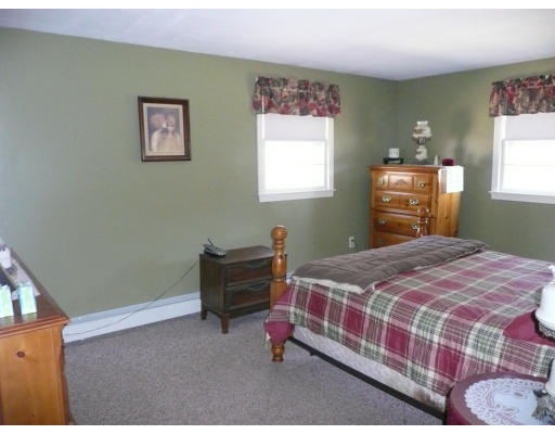 6 Fredrickson Road Billerica, MA 01821 - Photo 8 of 11