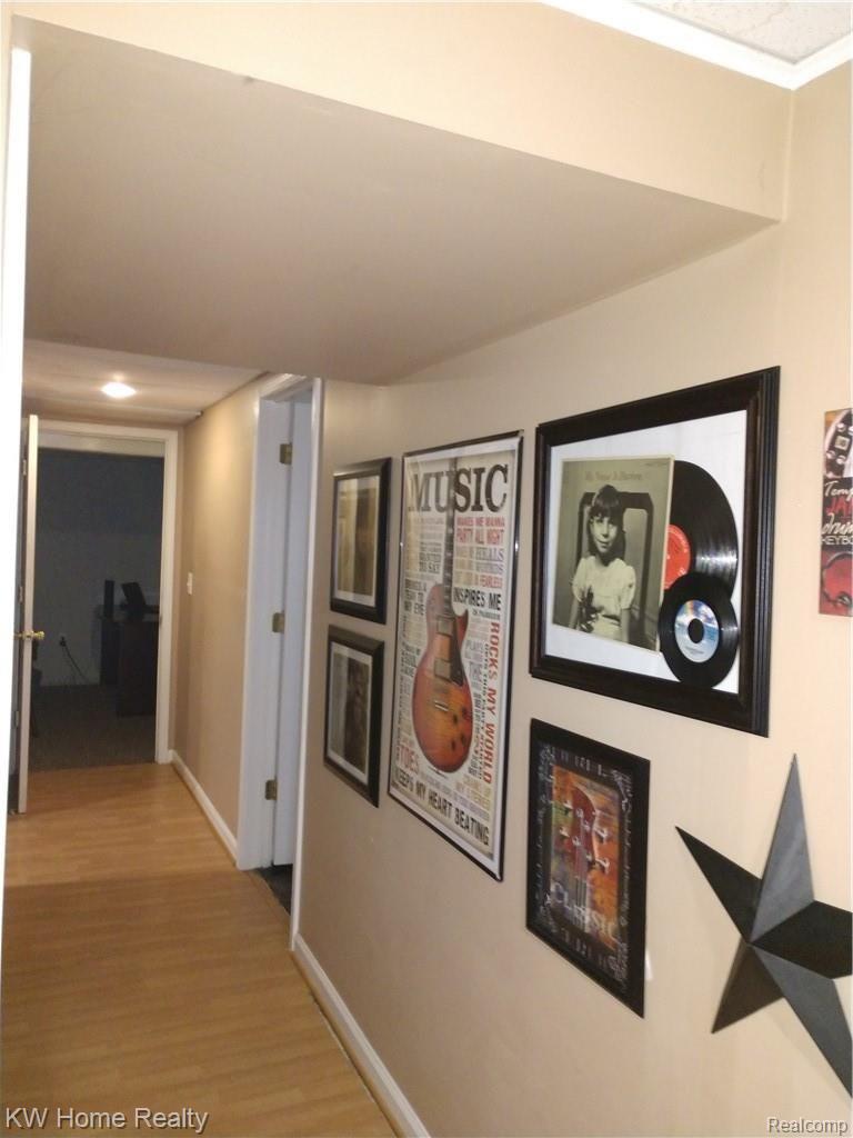 3096 Emmons Avenue Rochester, MI 48307 - Photo 13 of 16 C LL2.jpg
