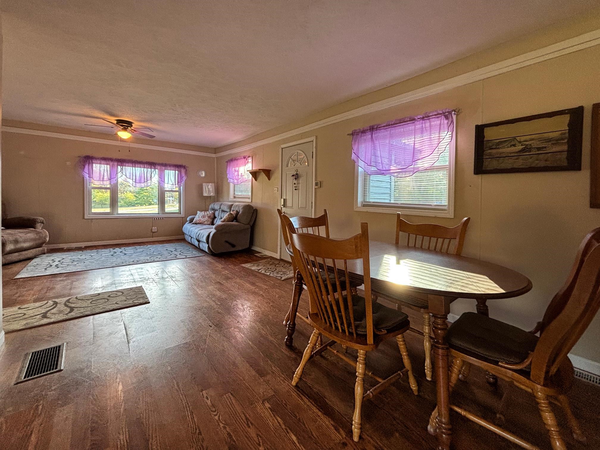 3232 East Long Lake Road Traverse City, MI 49685 - Photo 3 of 14 1939798-e87984dc-25ba-466a-aff3-1214119b909f.JPG