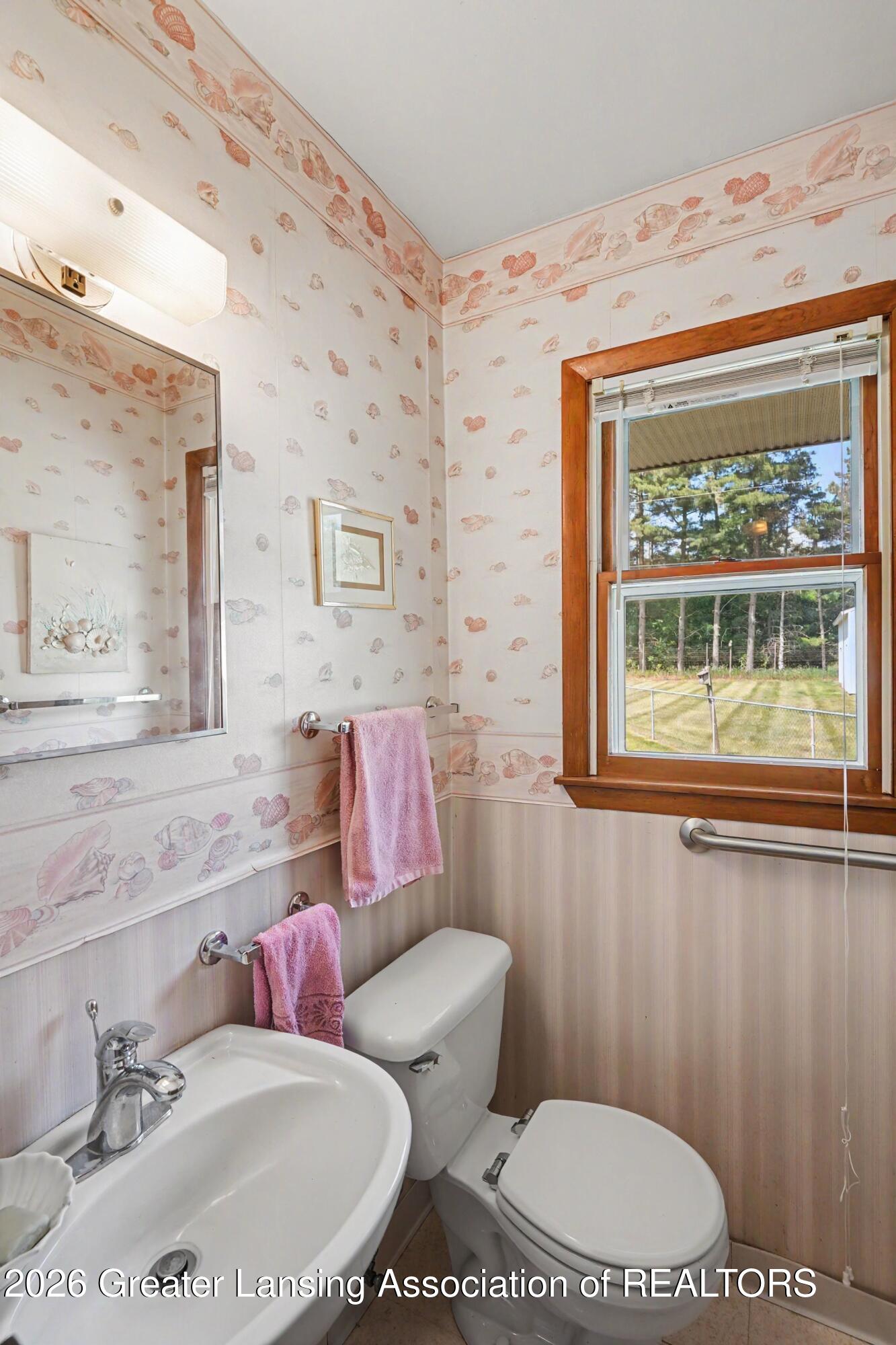 855 North Onondaga Road Holt, MI 48842 - Photo 15 of 30 015_file_8137