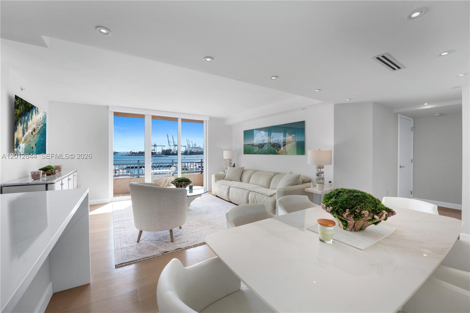 90 Alton Road, Unit 3 Miami Beach, FL 33139 - Photo 4 of 35 Photo 4
