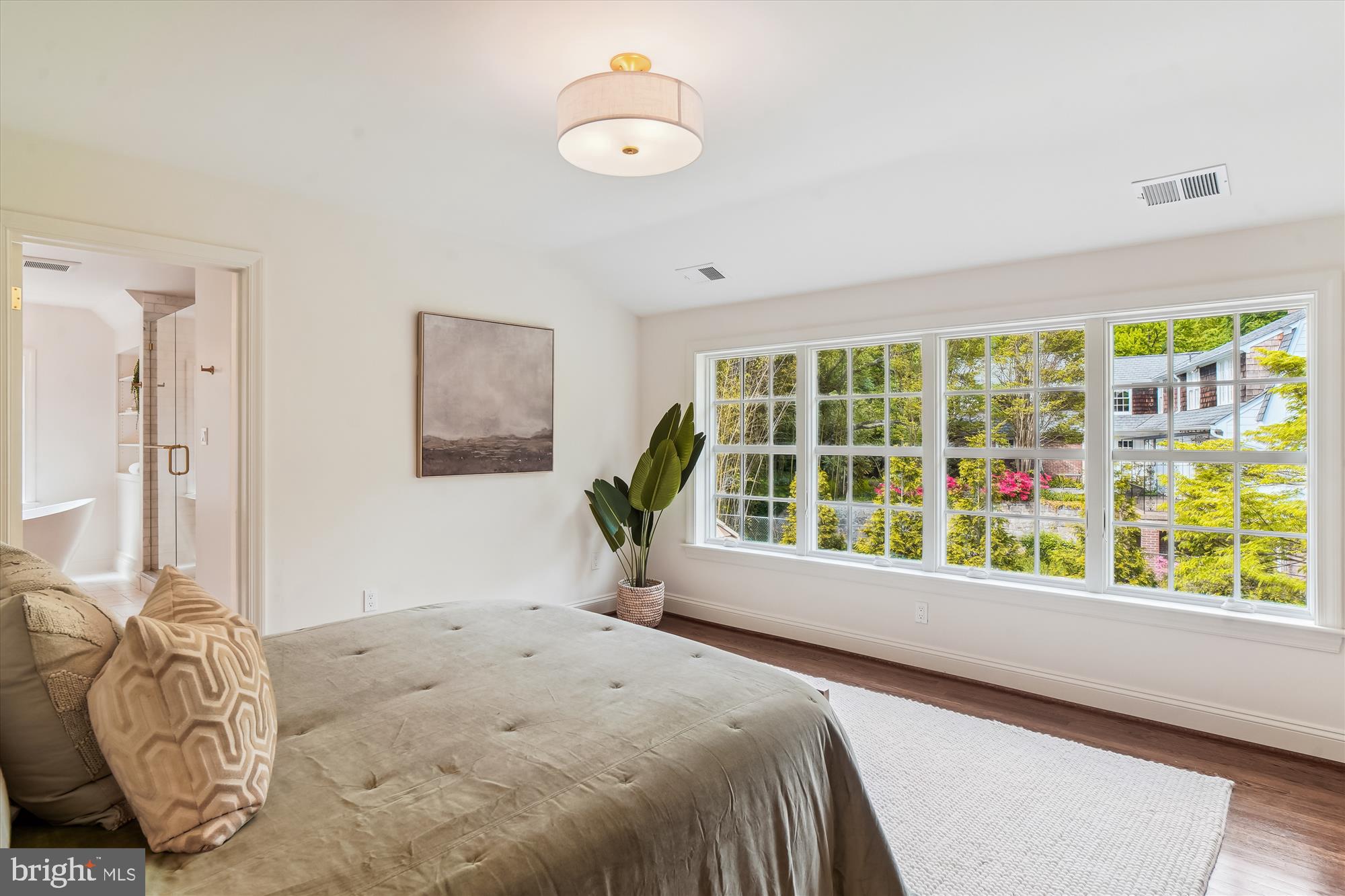 8224 Burning Tree Road Bethesda, MD 20817 - Photo 19 of 62