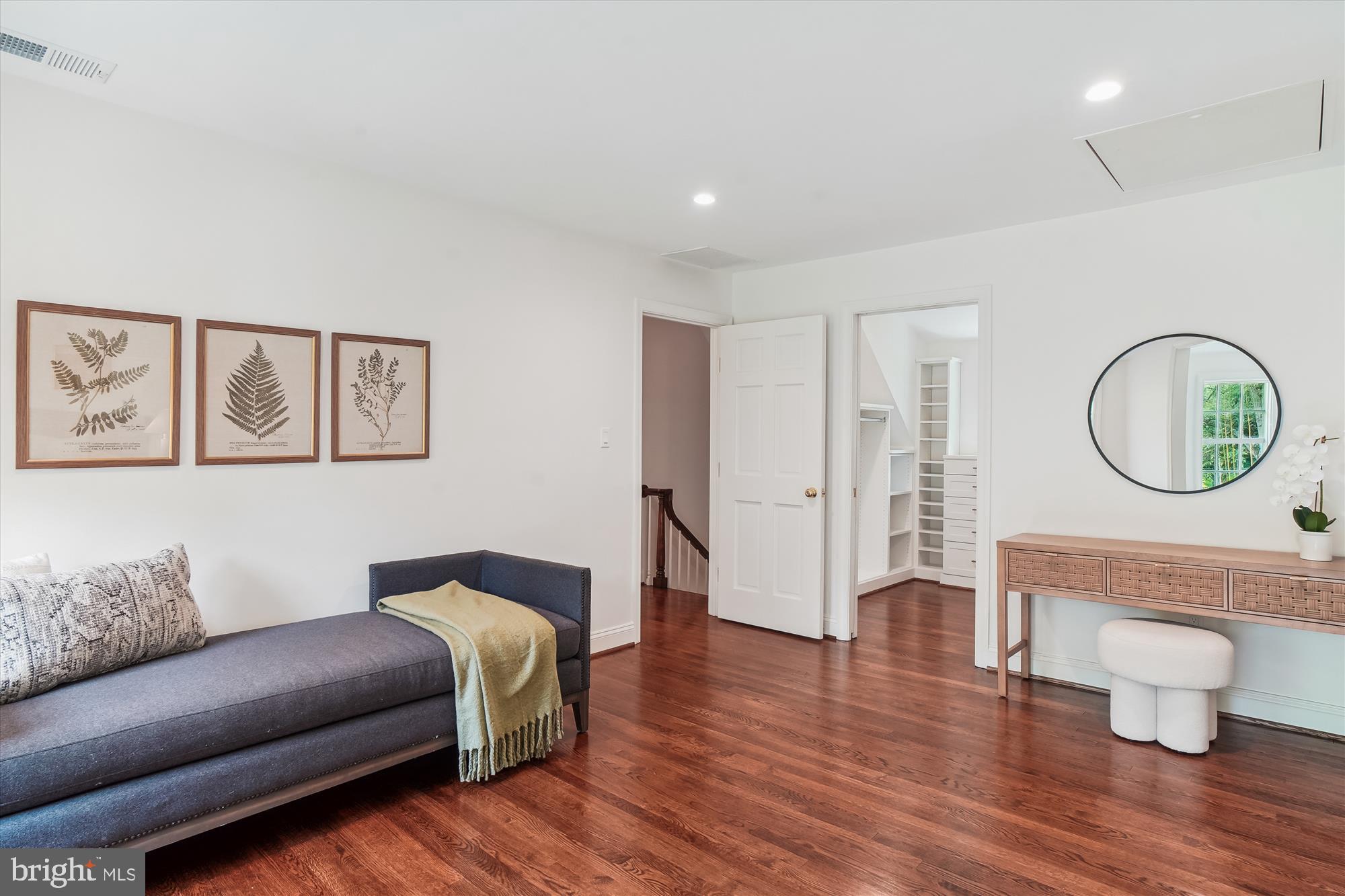 8224 Burning Tree Road Bethesda, MD 20817 - Photo 25 of 62