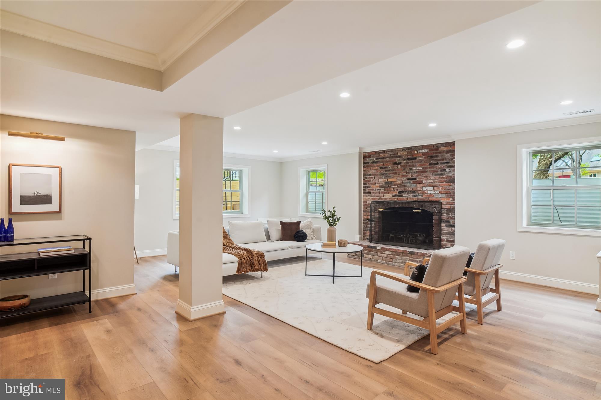 8224 Burning Tree Road Bethesda, MD 20817 - Photo 35 of 62