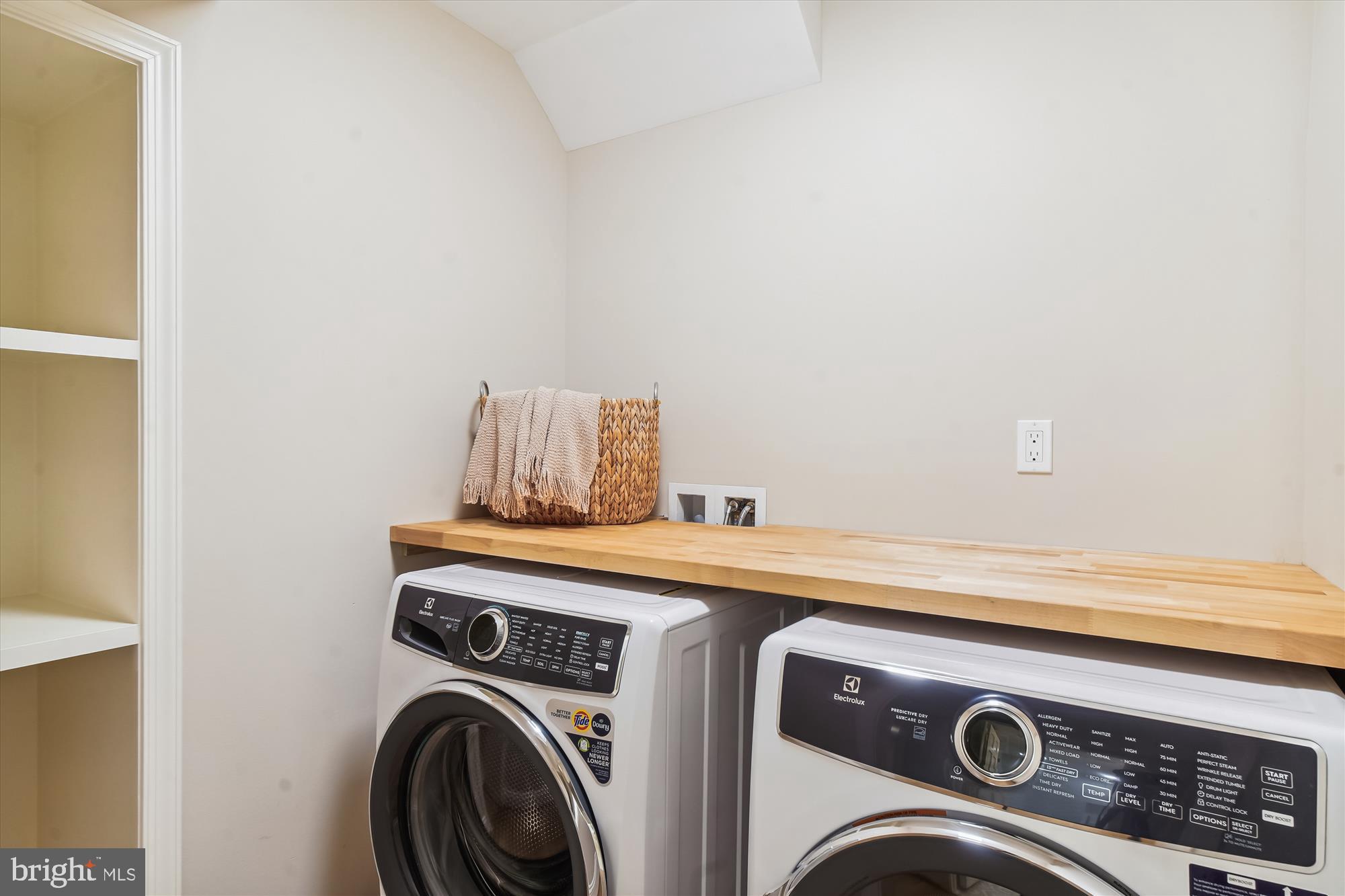 8224 Burning Tree Road Bethesda, MD 20817 - Photo 42 of 62