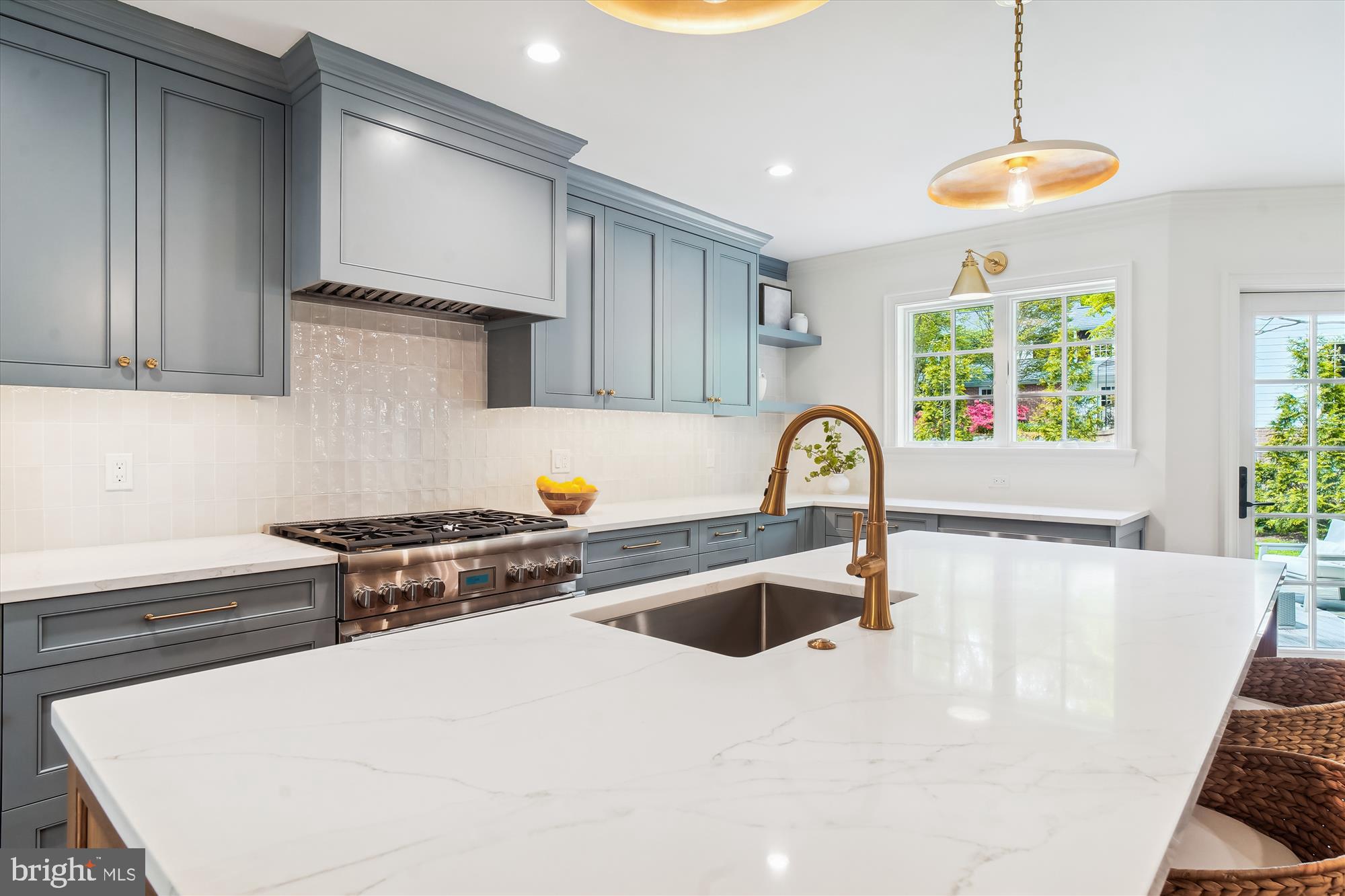 8224 Burning Tree Road Bethesda, MD 20817 - Photo 10 of 62