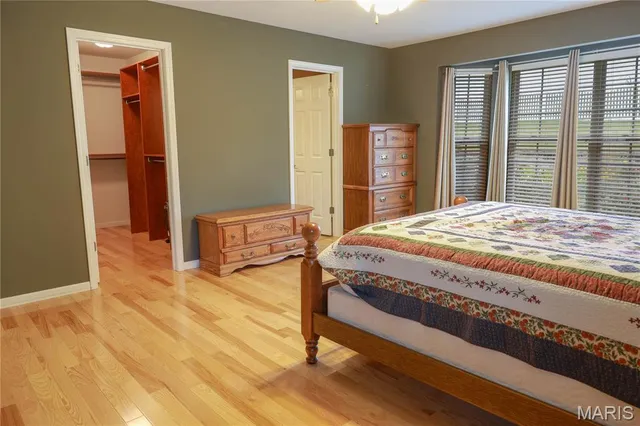 $325,000 | 414 Bluff Meadows Drive, Valmeyer, IL 62295