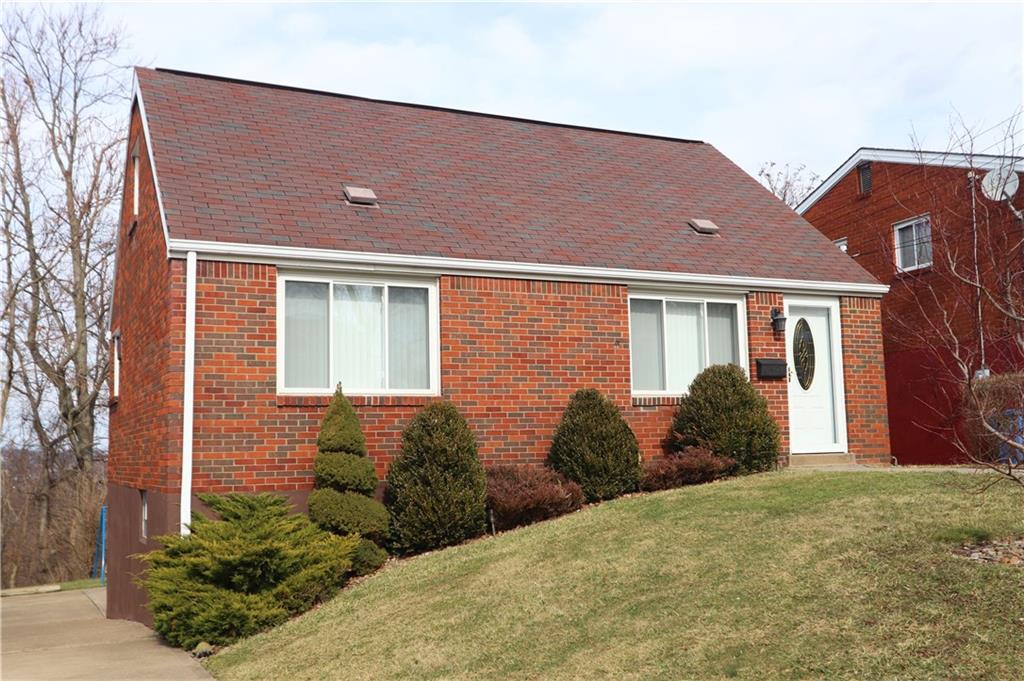 579 Lindsay Road Carnegie, PA 15106 - Photo 1 of 20 Gallery Image 1