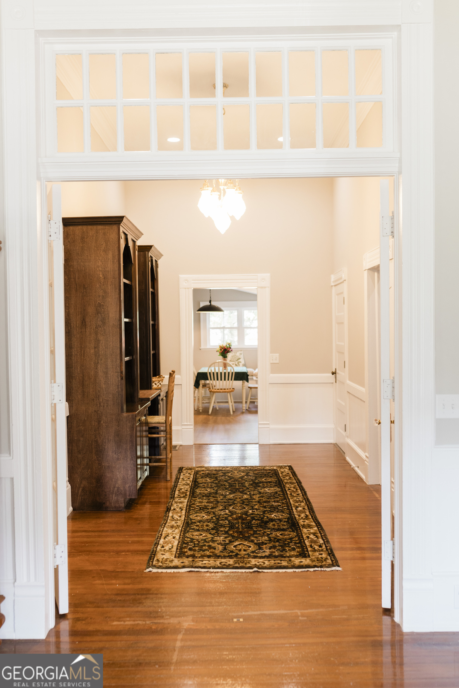 610 North Ridge Avenue Tifton, GA 31794 - Photo 7 of 32 a very nice looking room with a rug