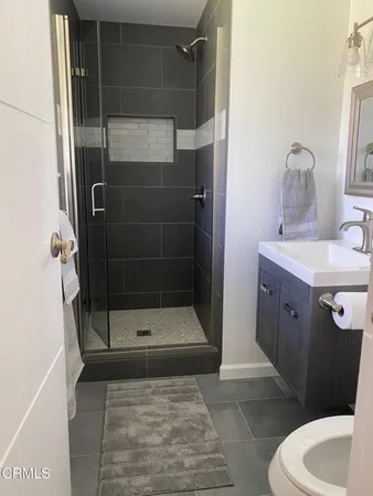 $1,950 | 8693 Medford Street, Ventura, CA 93004