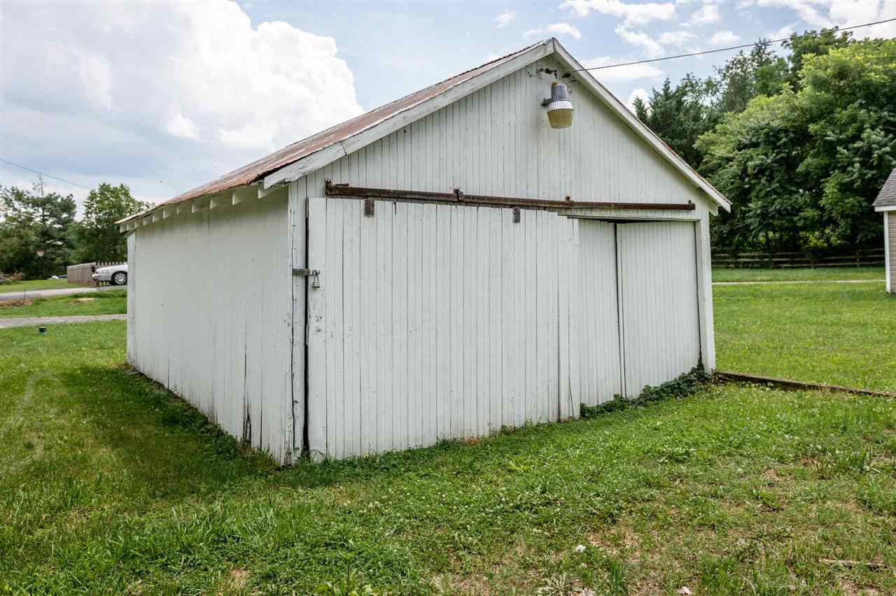 1832 Lyndhurst Road Waynesboro, VA 22980 - Photo 24 of 25 Gallery Image 24