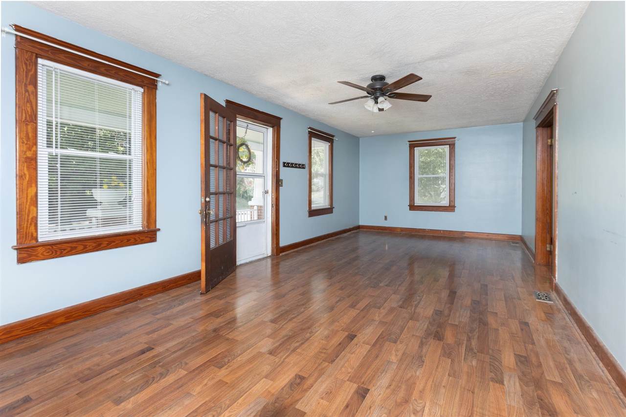 1832 Lyndhurst Road Waynesboro, VA 22980 - Photo 9 of 25 Gallery Image 9