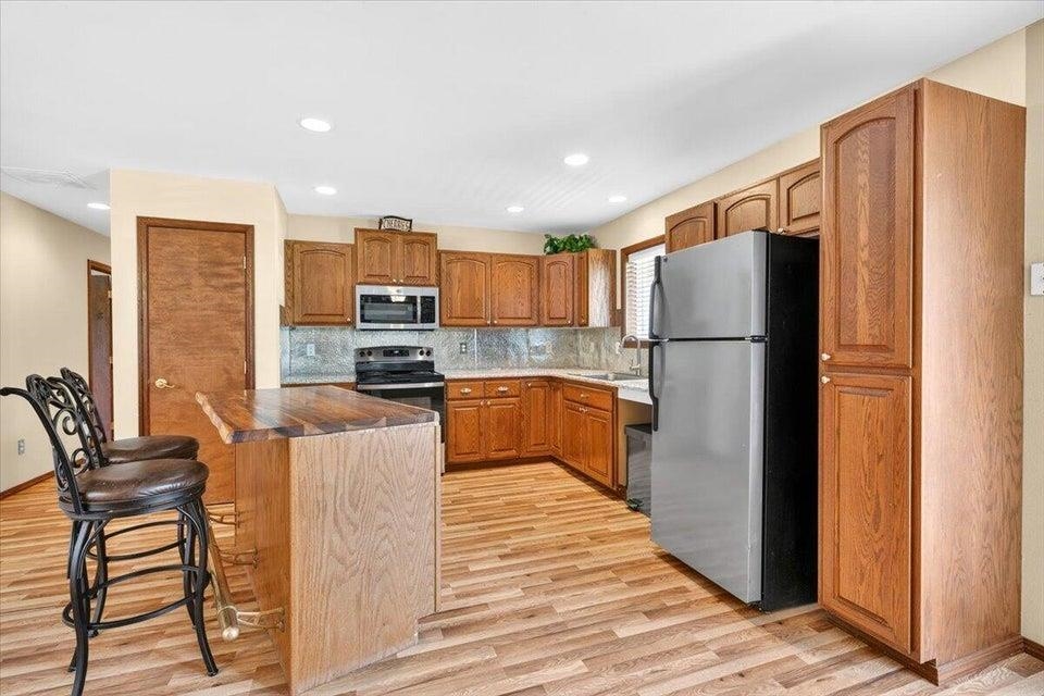 3362 Thompson Road Valley, WA 99181 - Photo 8 of 28
