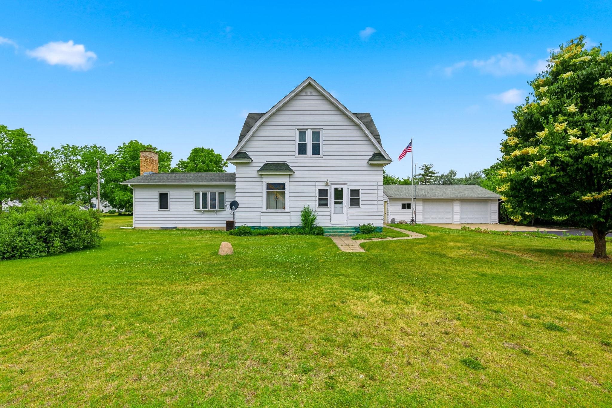 106 South 7th Street Avoca, WI 53506 - Photo 4 of 56