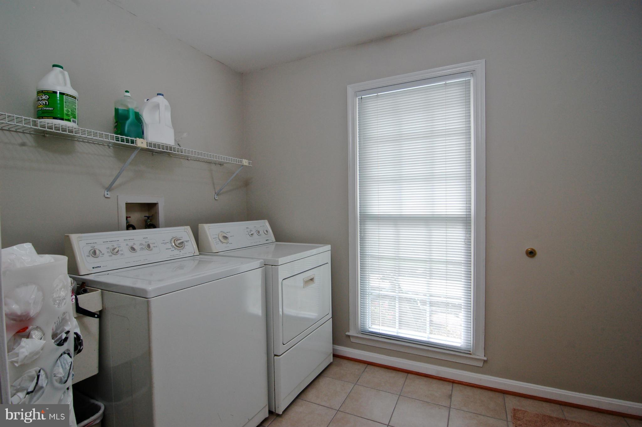 13612 Turnmore Road Silver Spring, MD 20906 - Photo 10 of 30 Interior (General)