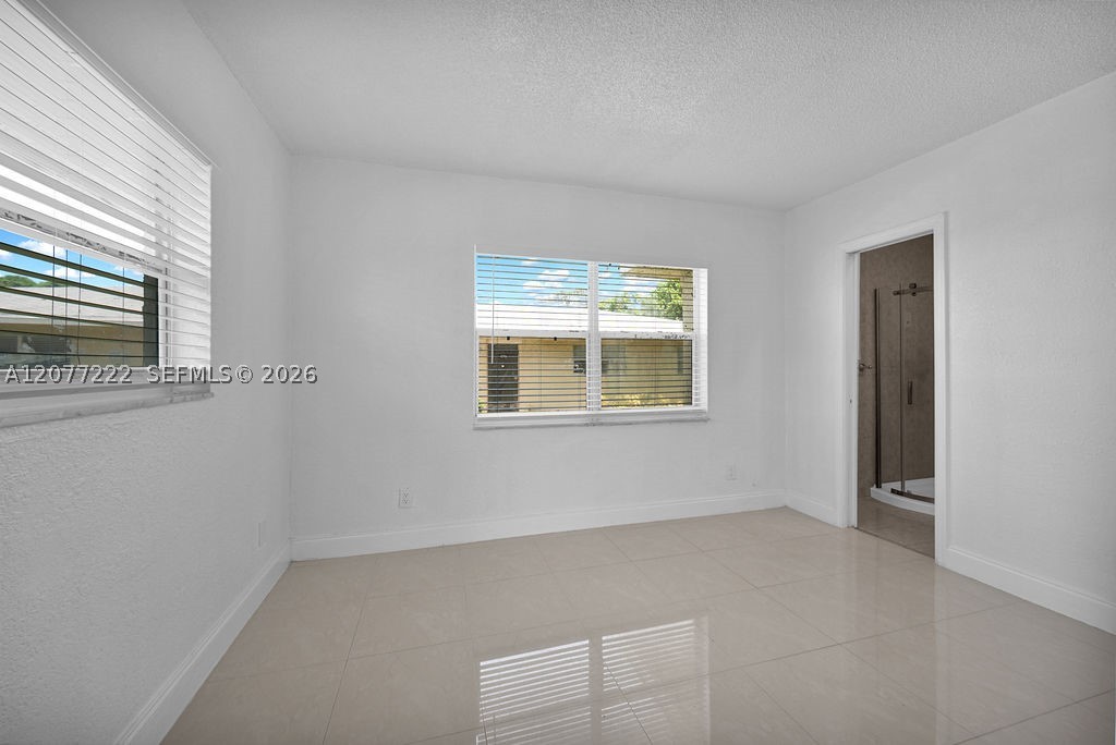 655 Kathy Pompano Beach, FL 33068 - Photo 18 of 45 Gallery Image 18