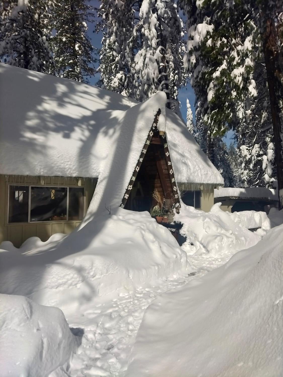 2238 Meadowview Road Arnold, CA 95223 - Photo 45 of 46 February Snow Storm 2026