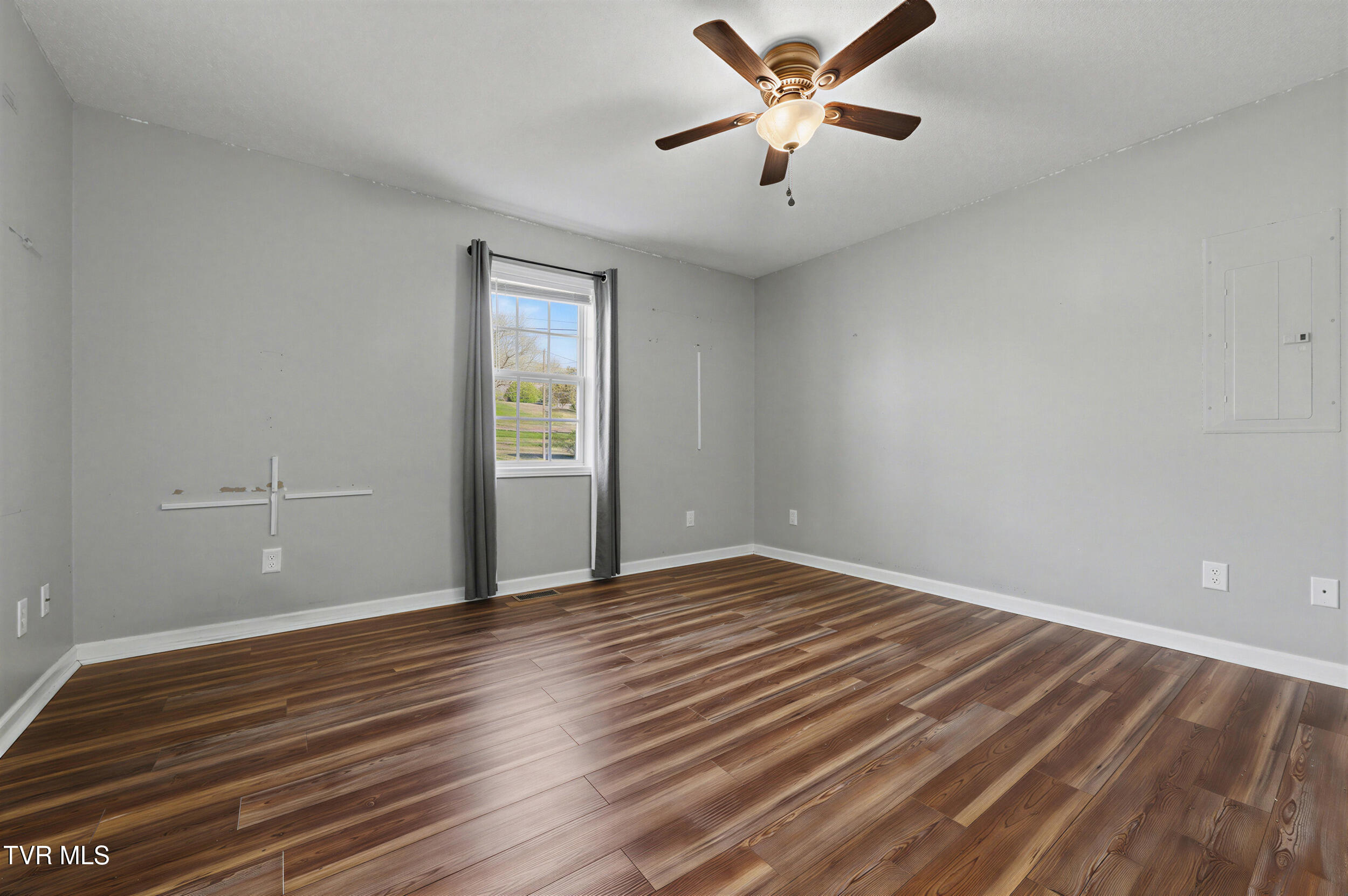 1630 Whitehouse Road Greeneville, TN 37745 - Photo 15 of 26 15_14