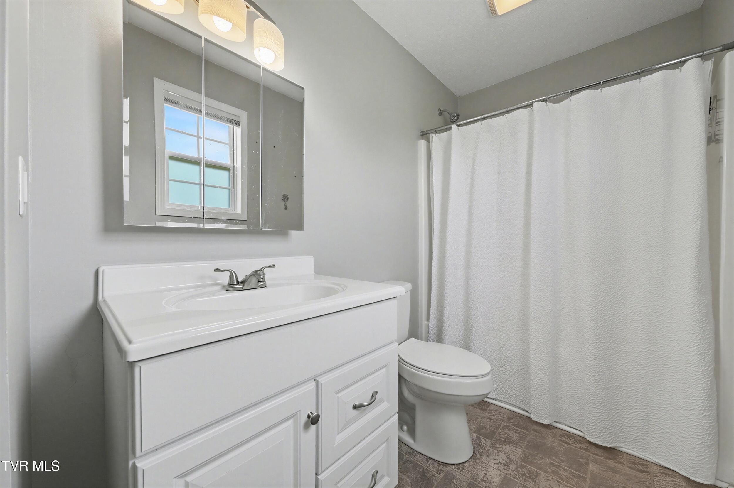 1630 Whitehouse Road Greeneville, TN 37745 - Photo 23 of 26 23_22