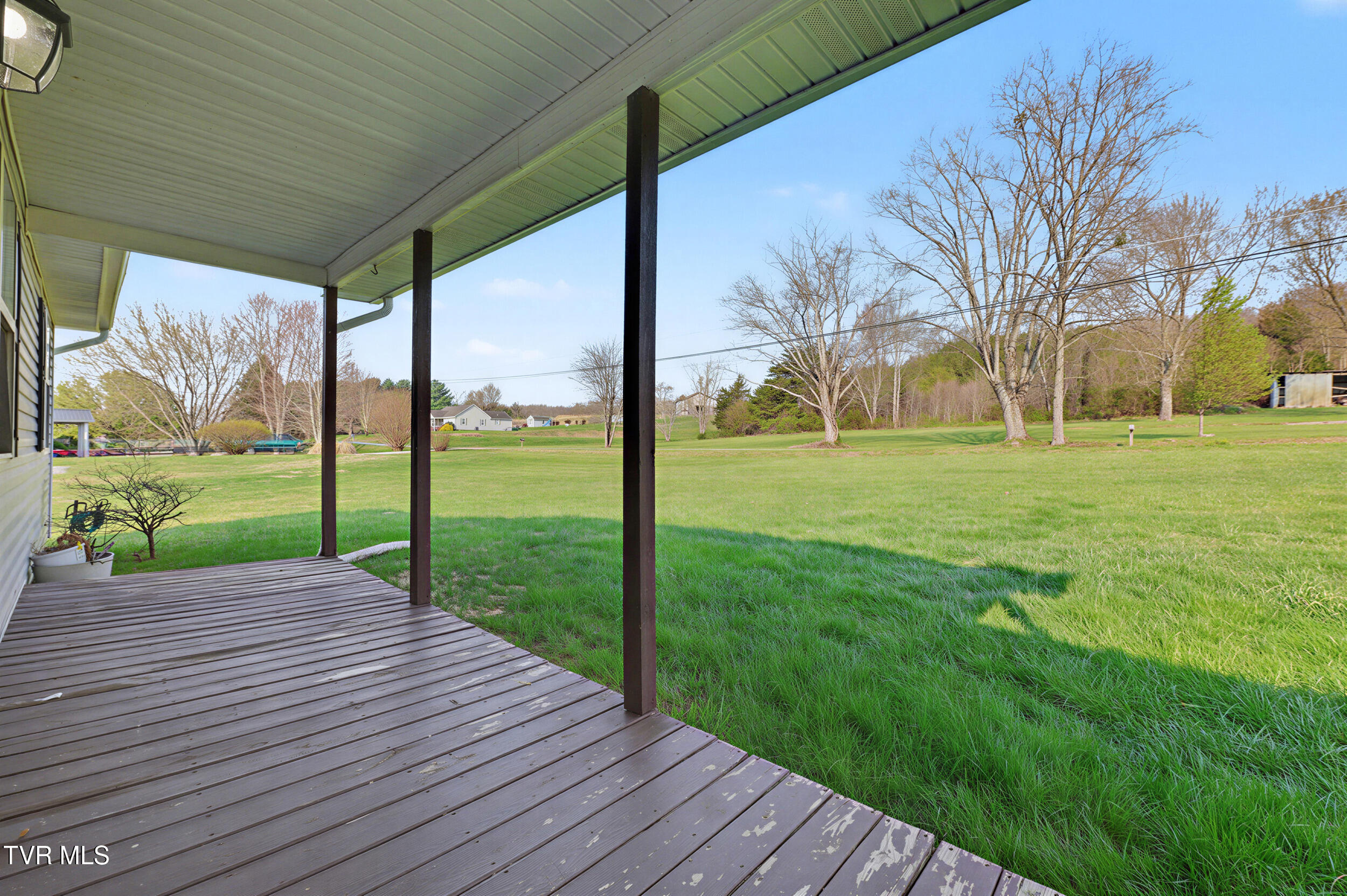 1630 Whitehouse Road Greeneville, TN 37745 - Photo 4 of 26 4_2