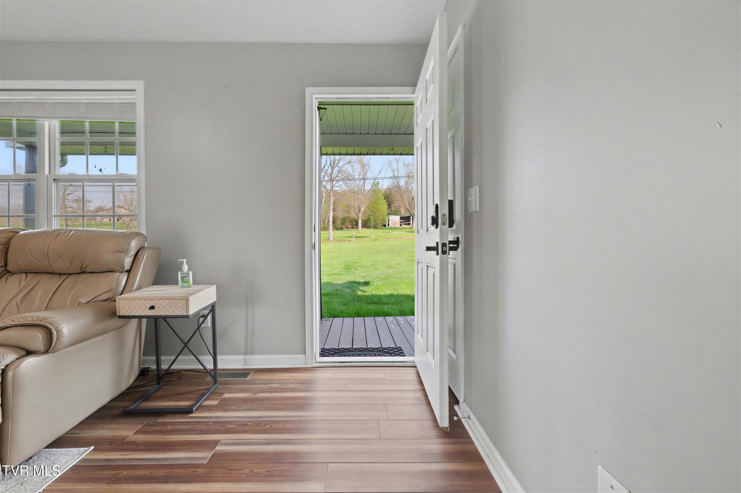 1630 Whitehouse Road Greeneville, TN 37745 - Photo 6 of 26 6_1