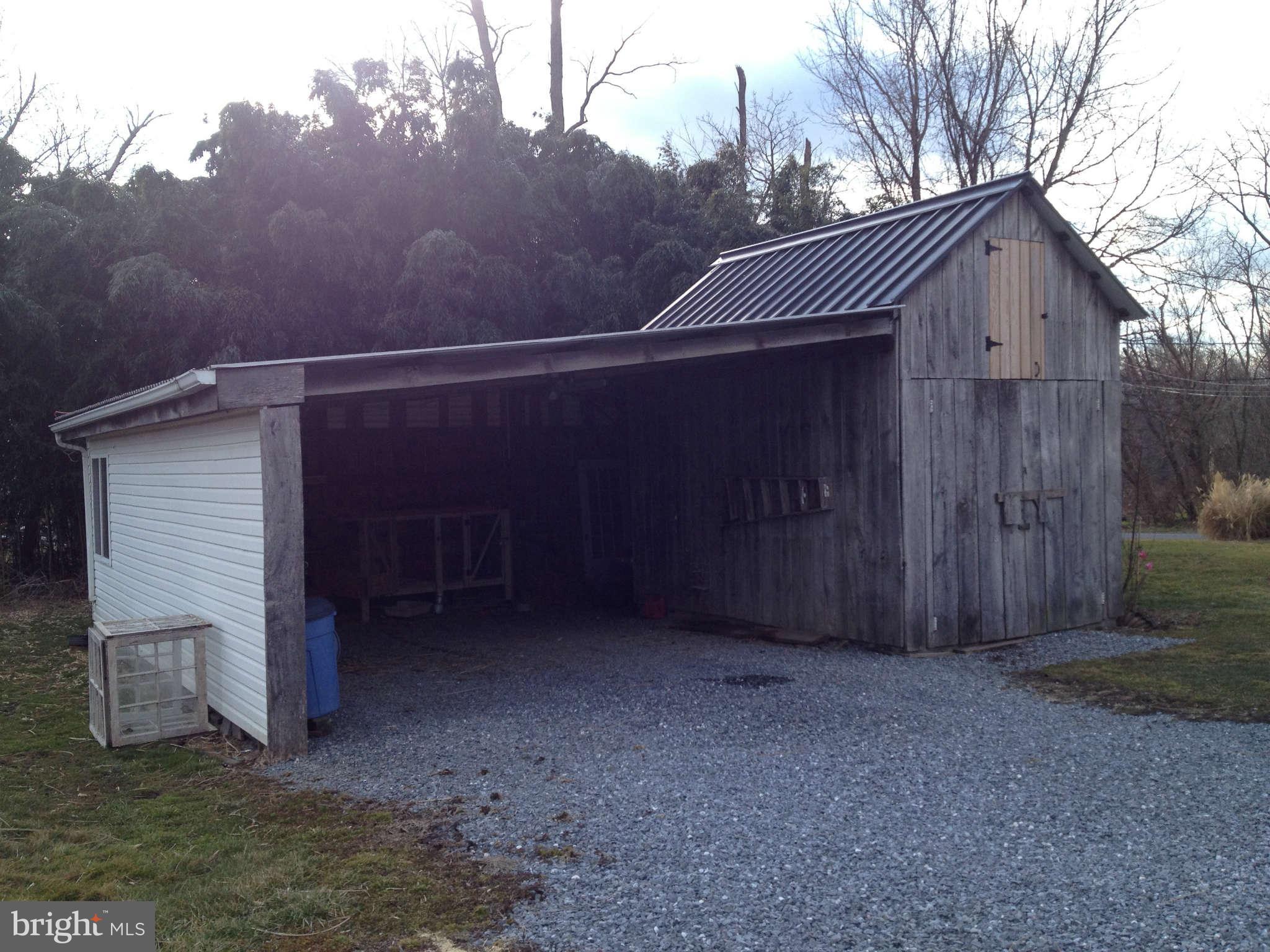 9532 Keys Chapel Road Union Bridge, MD 21791 - Photo 10 of 20 CarportAndShed