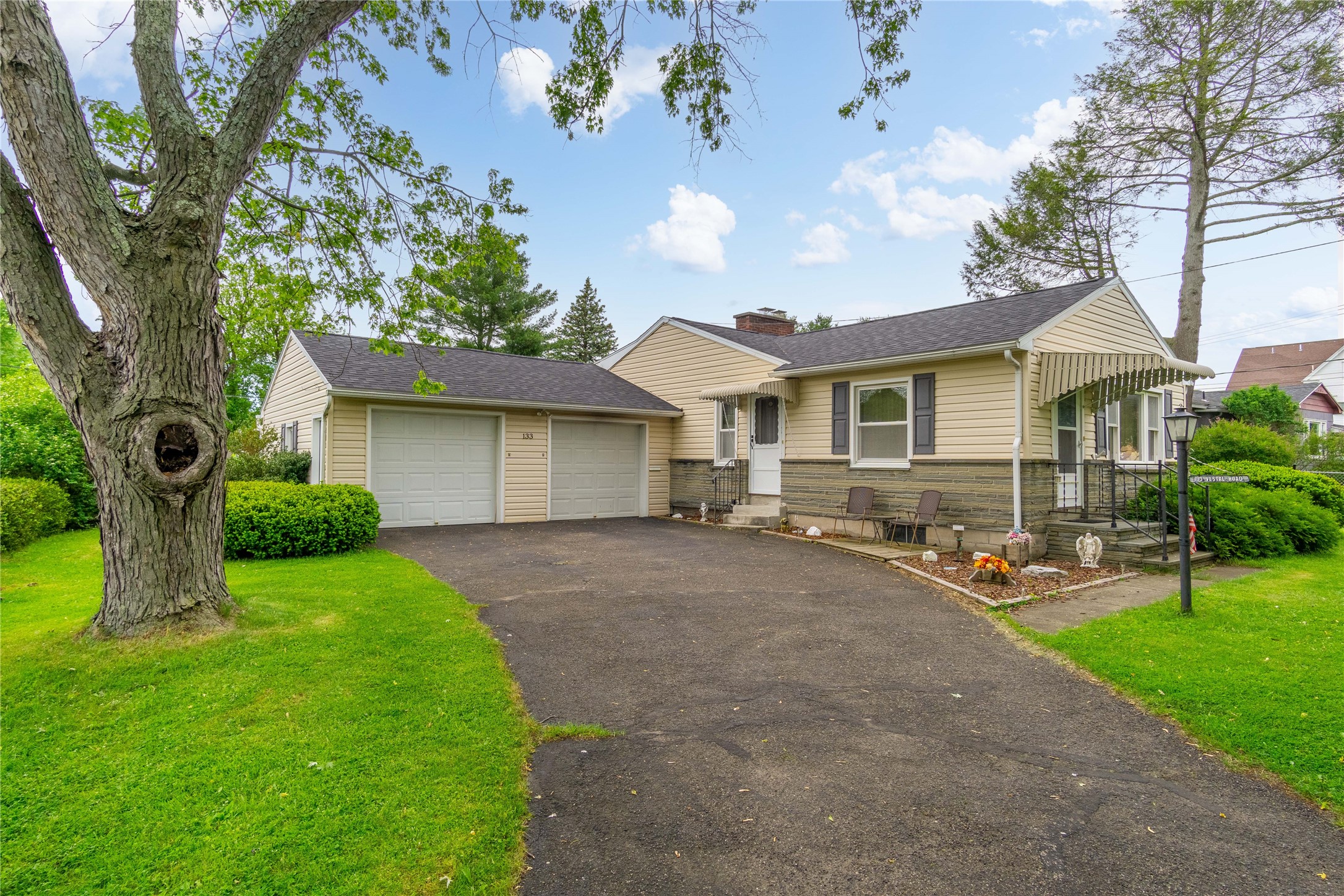 133 Vestal Road Vestal, NY 13850 - Photo 1 of 47 Gallery Image 1