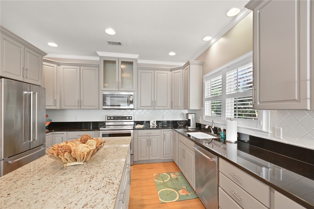 102 Turnberry St. Simons Island, GA 31522 - Photo 17 of 40