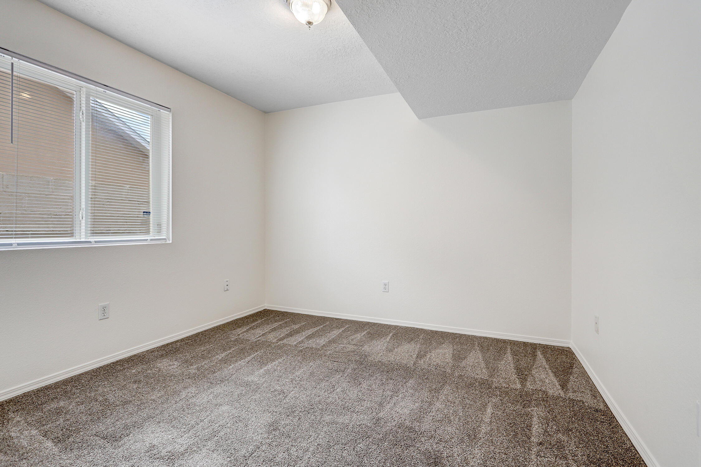 5787 Pinon Grande Road Northwest Albuquerque, NM 87114 - Photo 22 of 28 Gallery Image 22