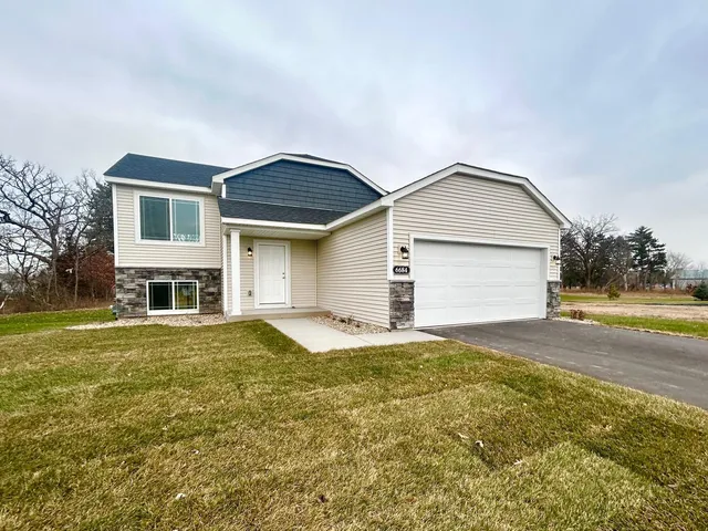 $329,900 | 6684 Granby Street, North Branch, MN 55056