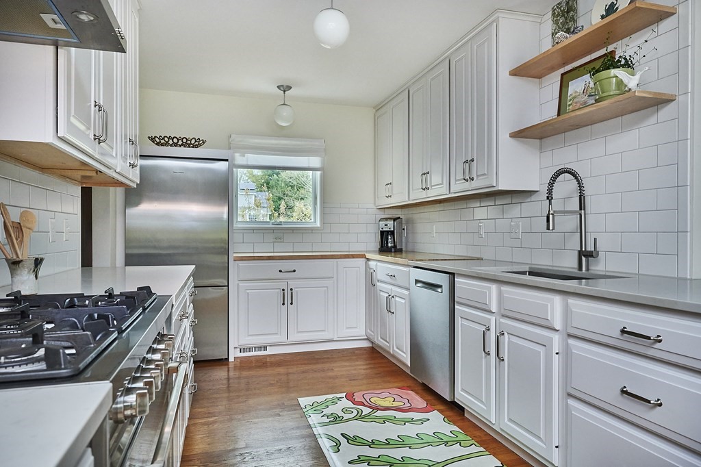7 High Meadow Road Hadley, MA 01035 - Photo 12 of 42 Gallery Image 12