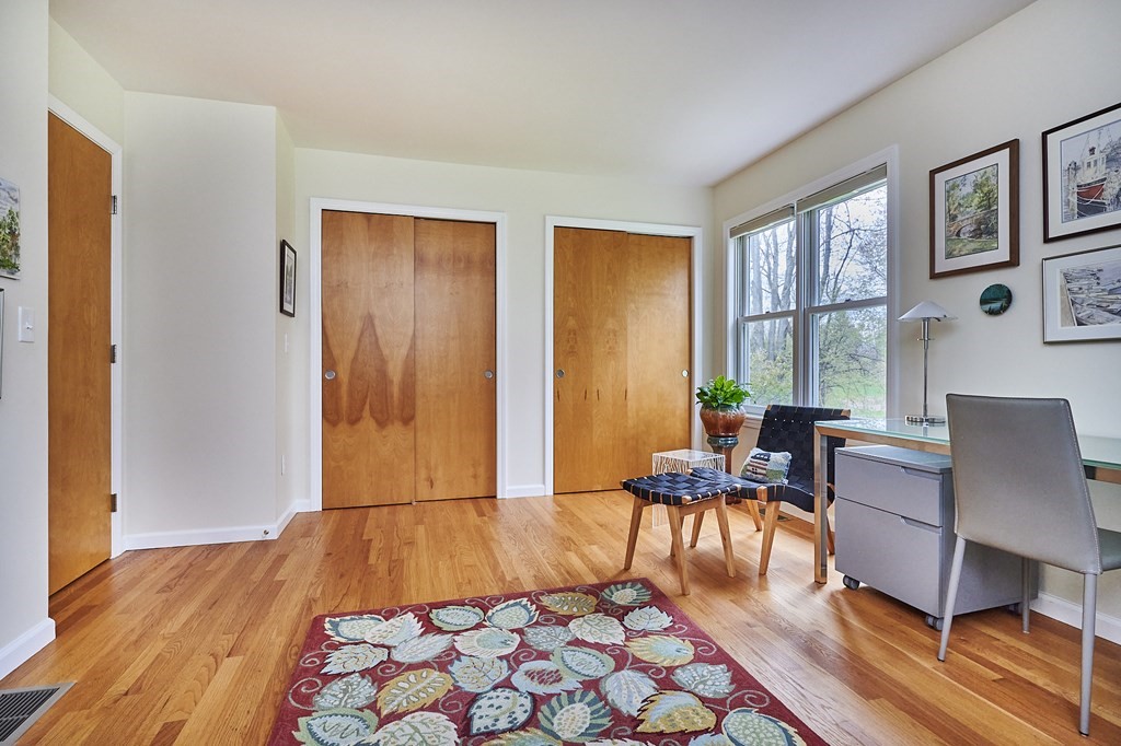 7 High Meadow Road Hadley, MA 01035 - Photo 22 of 42 Gallery Image 22