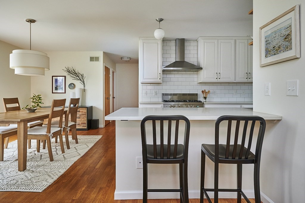 7 High Meadow Road Hadley, MA 01035 - Photo 10 of 42 Gallery Image 10
