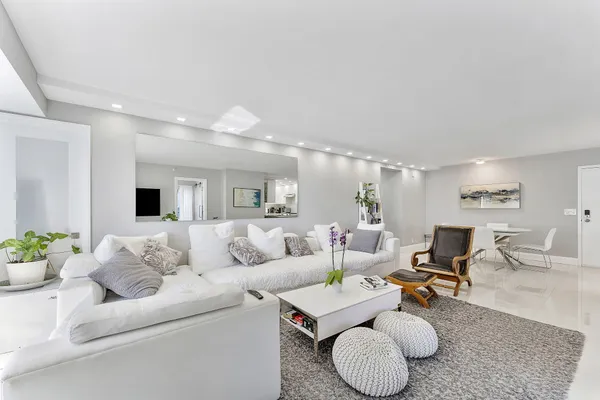 $899,000 | 4505 South Ocean Boulevard, Unit 307, Highland Beach, FL 33487